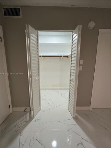 5102 NW 36th Street 605, Lauderdale Lakes, FL 33319