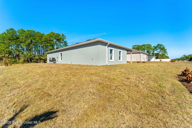 2367 Hagoplan Avenue SW, Palm Bay, FL 32908