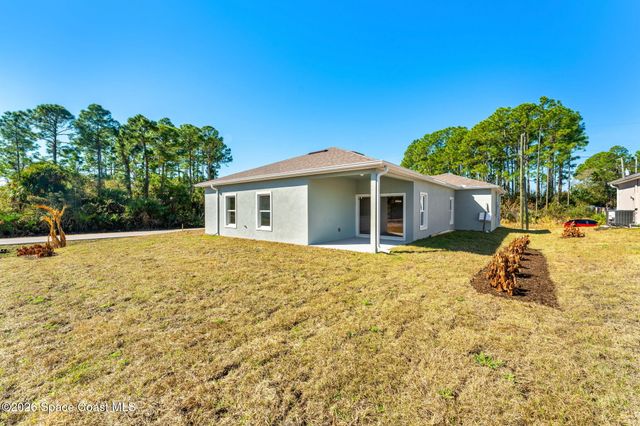 2367 Hagoplan Avenue SW, Palm Bay, FL 32908