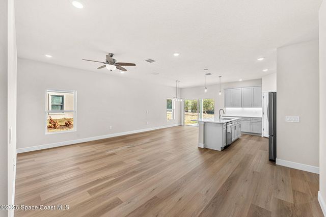 2367 Hagoplan Avenue SW, Palm Bay, FL 32908