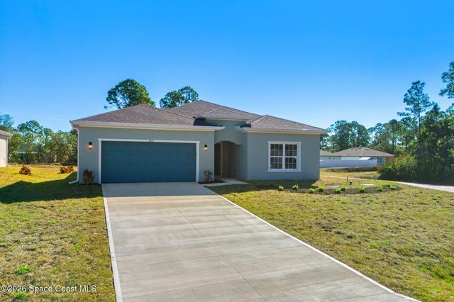2367 Hagoplan Avenue SW, Palm Bay, FL 32908