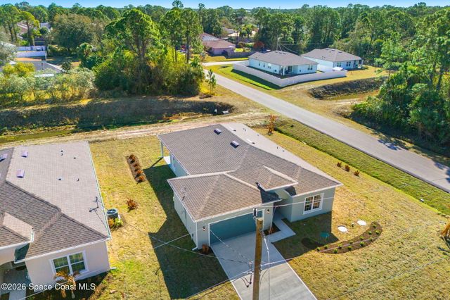 2367 Hagoplan Avenue SW, Palm Bay, FL 32908