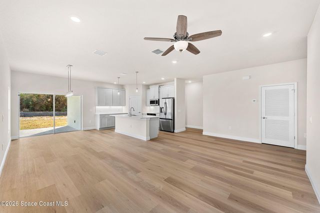 2367 Hagoplan Avenue SW, Palm Bay, FL 32908