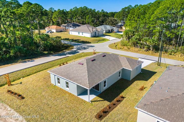 2367 Hagoplan Avenue SW, Palm Bay, FL 32908
