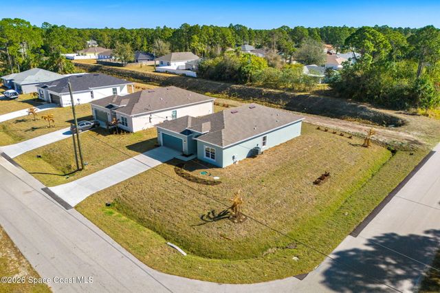 2367 Hagoplan Avenue SW, Palm Bay, FL 32908