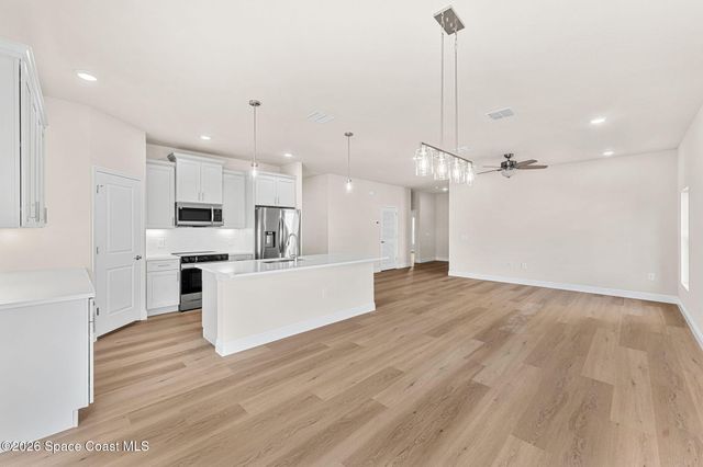 2367 Hagoplan Avenue SW, Palm Bay, FL 32908