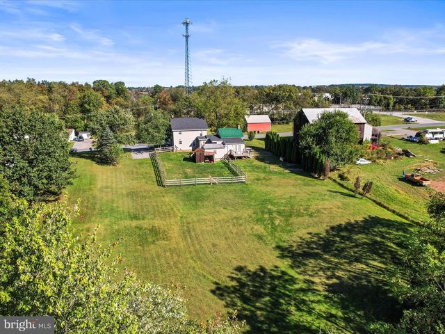 595 LOCUST POINT RD, York, PA 17406