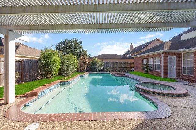 16322 Hazy Pines Court, Pasadena, TX 77059