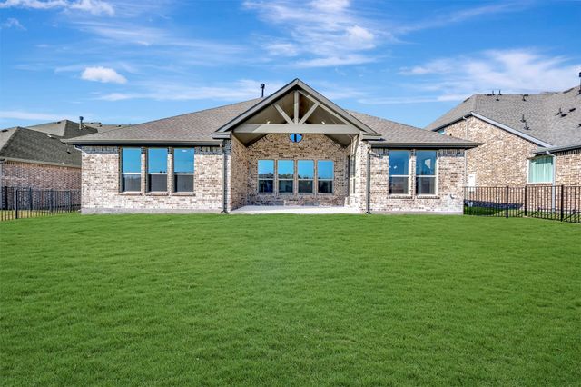 607 Schooner Court, Heath, TX 75032