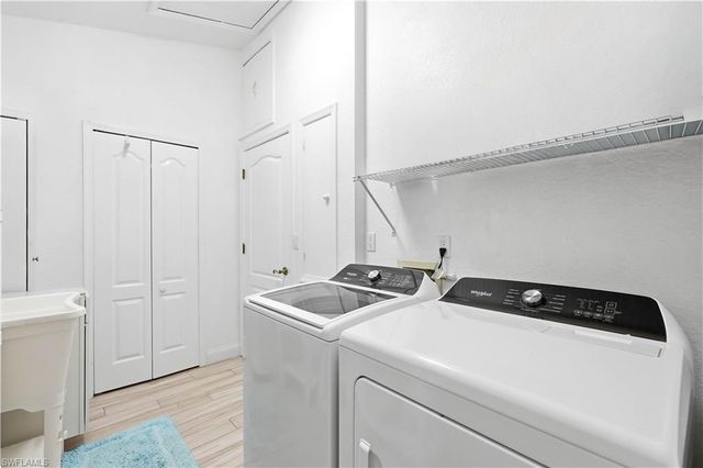 5125 Sunnybrook CT, Cape Coral, FL 33904