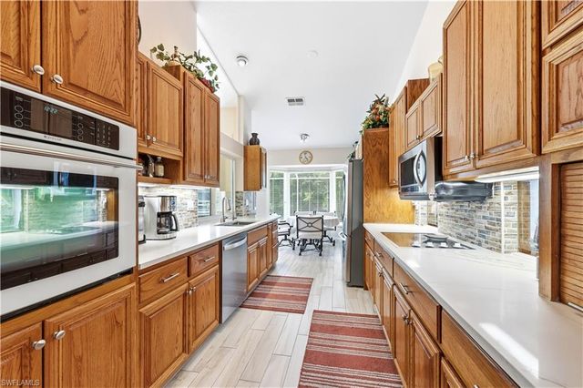 5125 Sunnybrook CT, Cape Coral, FL 33904