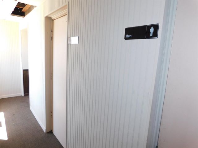 202 N Mechanic Street, El Campo, TX 77437