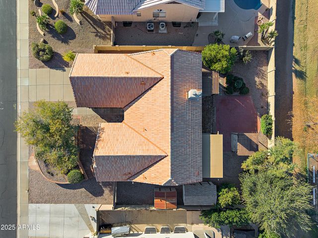 7108 W WINDROSE Drive, Peoria, AZ 85381