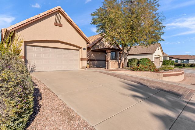 7108 W WINDROSE Drive, Peoria, AZ 85381