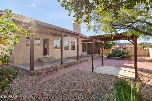 7108 W WINDROSE Drive, Peoria, AZ 85381