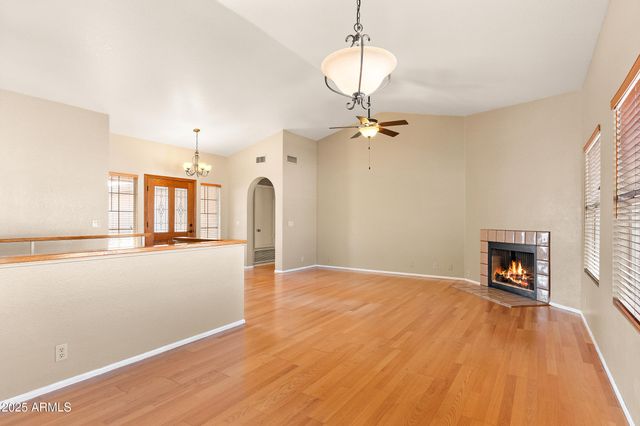 7108 W WINDROSE Drive, Peoria, AZ 85381