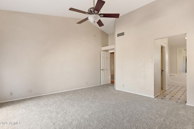 7108 W WINDROSE Drive, Peoria, AZ 85381