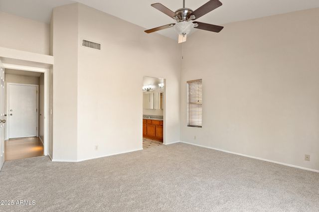 7108 W WINDROSE Drive, Peoria, AZ 85381