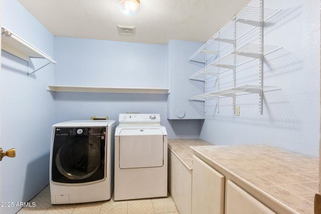 7108 W WINDROSE Drive, Peoria, AZ 85381