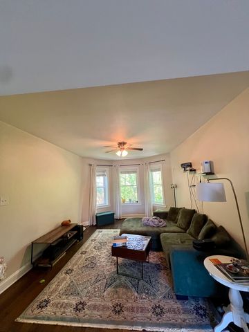 3703 N Hoyne Avenue 3, Chicago, IL 60618