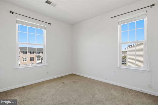111 SANDPIPER CT, Gilbertsville, PA 19525