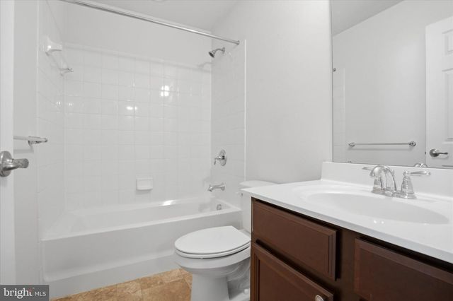 111 SANDPIPER CT, Gilbertsville, PA 19525