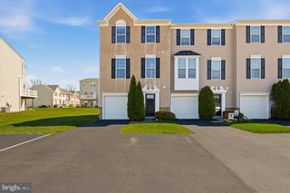 111 SANDPIPER CT, Gilbertsville, PA 19525