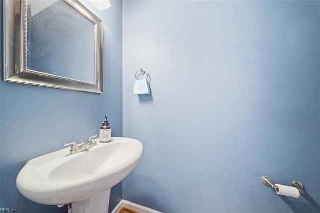 507 Leonard RD, Norfolk, VA 23505