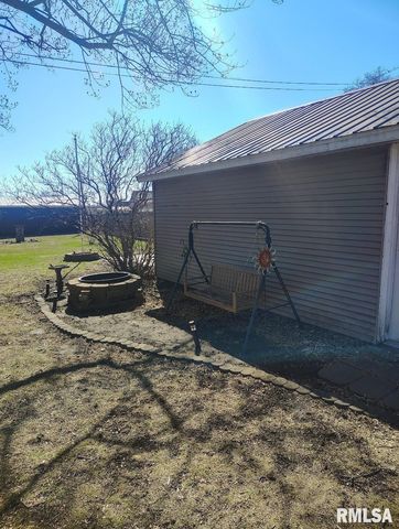 36 E OLIVE Street, Canton, IL 61520