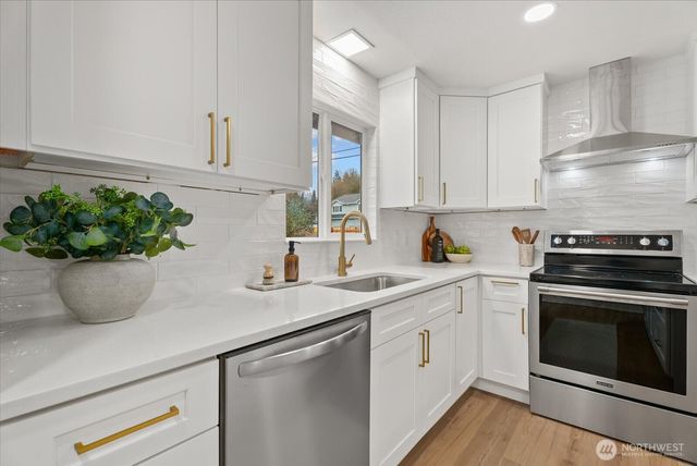 6823 188th St NE, Arlington, WA 98223