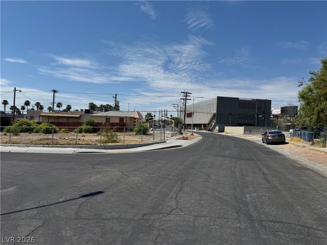 1712 Lewis Ave, Las Vegas, NV 89101