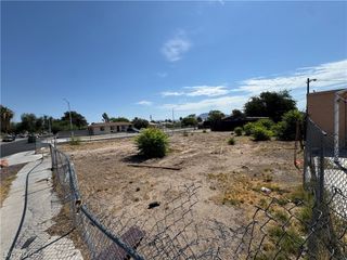 1712 Lewis Ave, Las Vegas, NV 89101