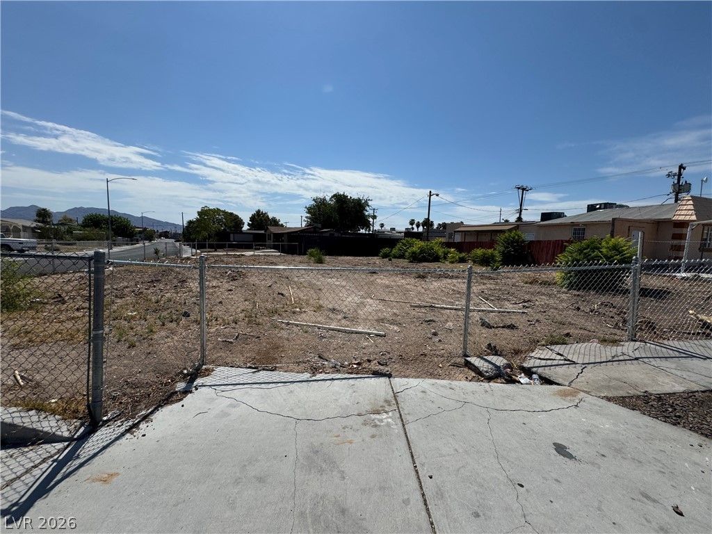 1712 Lewis Ave, Las Vegas, NV 89101 — photo 4