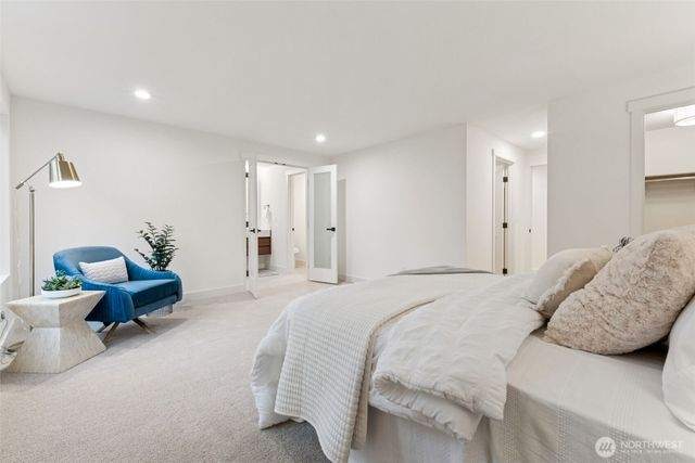 14925 258th Avenue SE, Issaquah, WA 98027