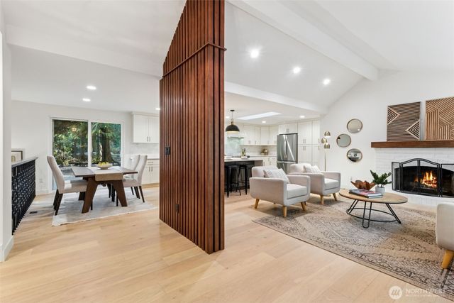 14925 258th Avenue SE, Issaquah, WA 98027