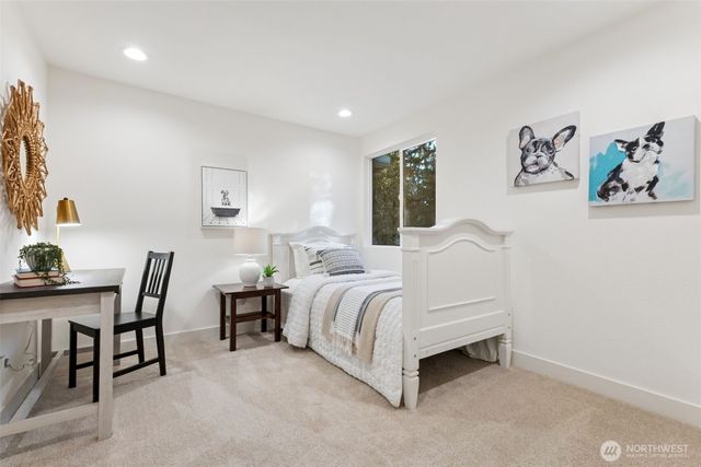 14925 258th Avenue SE, Issaquah, WA 98027