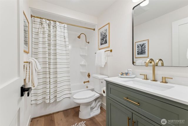 14925 258th Avenue SE, Issaquah, WA 98027