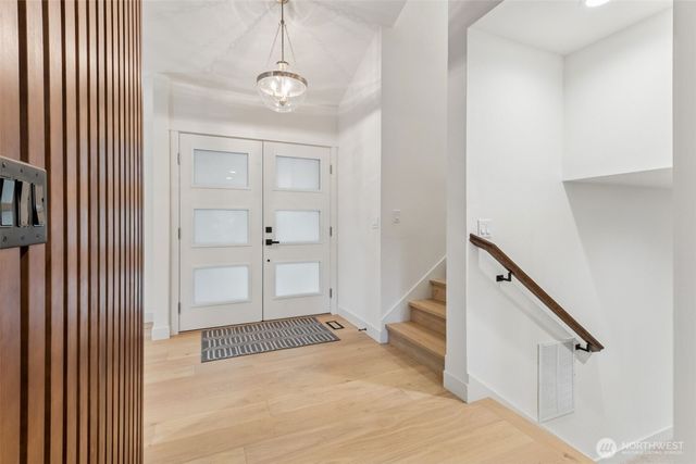 14925 258th Avenue SE, Issaquah, WA 98027