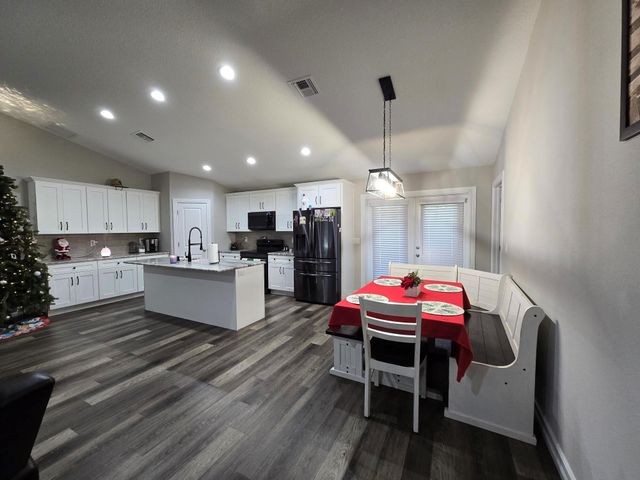 603 NW 11th Avenue, Okeechobee, FL 34972