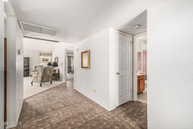 2219 E FAIRVIEW Avenue, Mesa, AZ 85204