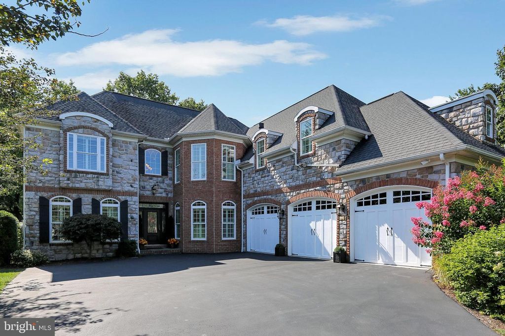 1775 ELIZA WAY, Mechanicsburg, PA 17050
