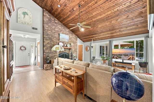 8 Niblick Court, Calabash, NC 28467
