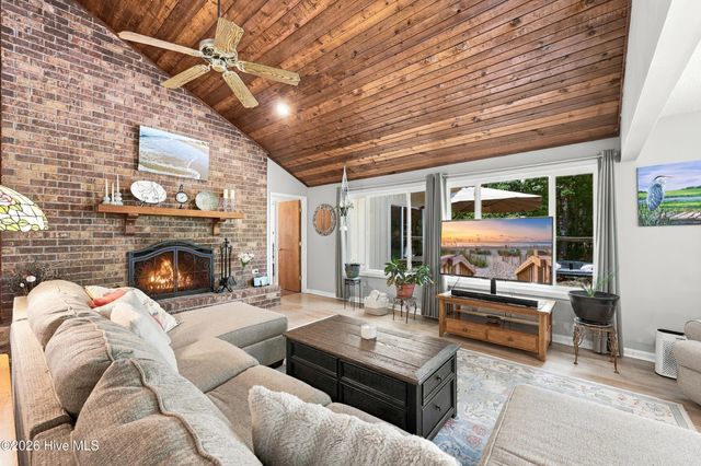 8 Niblick Court, Calabash, NC 28467