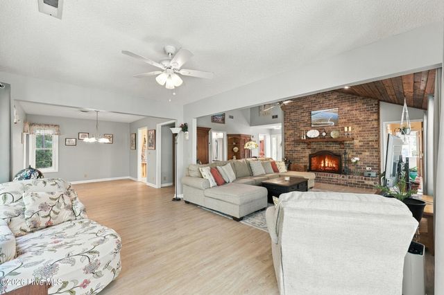 8 Niblick Court, Calabash, NC 28467