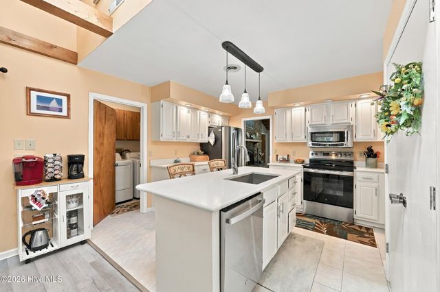 8 Niblick Court, Calabash, NC 28467