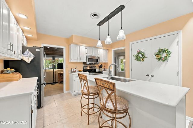 8 Niblick Court, Calabash, NC 28467