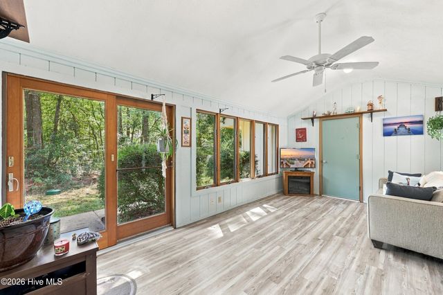 8 Niblick Court, Calabash, NC 28467