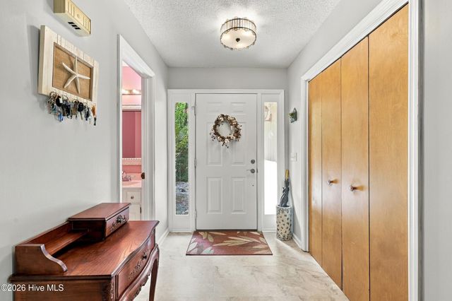 8 Niblick Court, Calabash, NC 28467