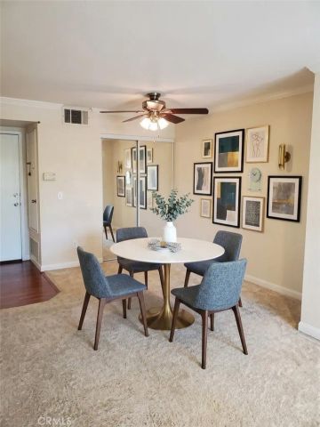 5545 Canoga Avenue 213, Woodland Hills, CA 91367