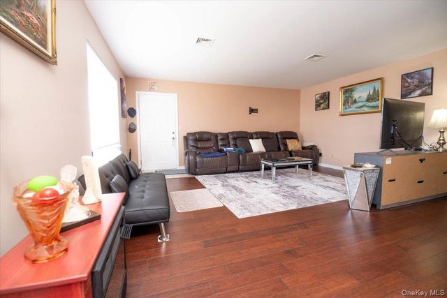 6 Danica Way 7-47, Liberty, NY 12754